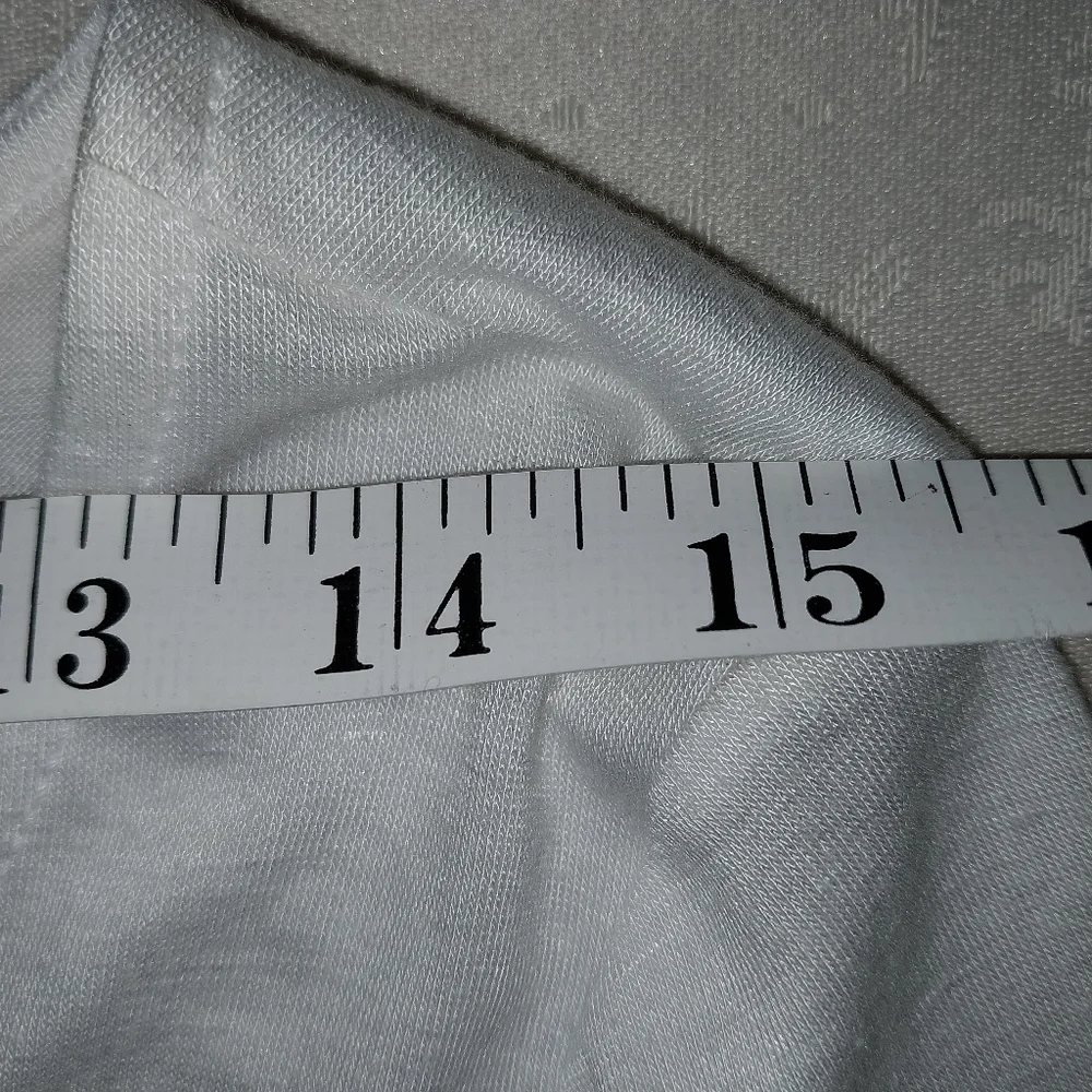 NWT No Boundaries Juniors White Braided V Neck Top Size 7-9 - Picture 13 of 15